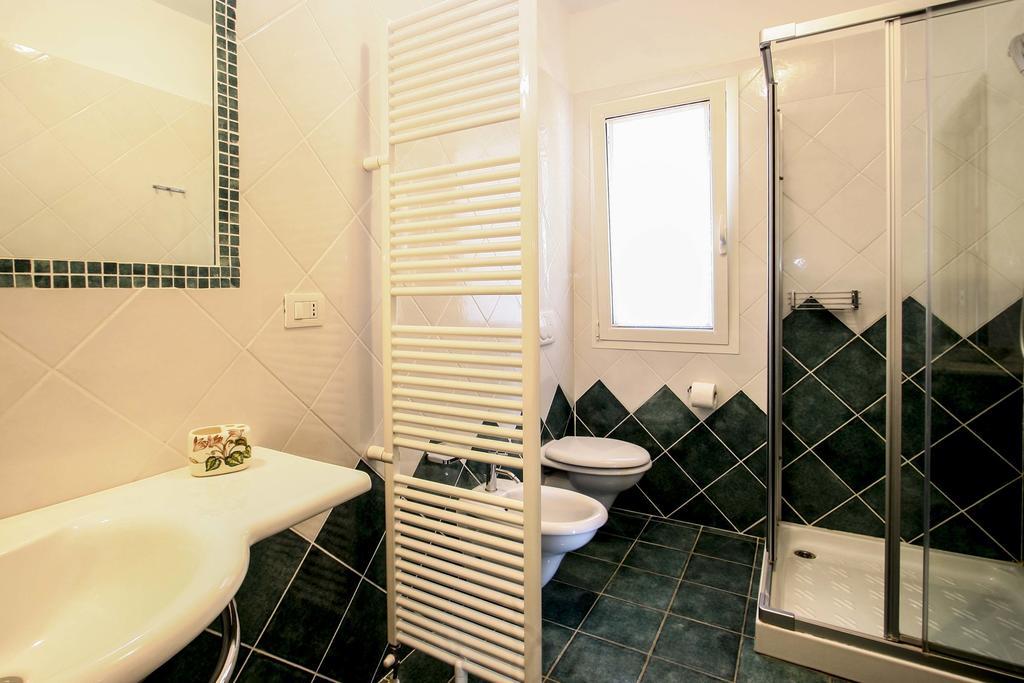 Lo Scoglio - Goelba Villa Capoliveri  Bilik gambar